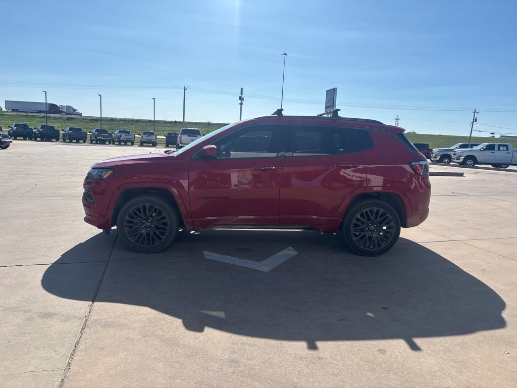 Used 2022 Jeep Compass Limited AWD/4WD image 4