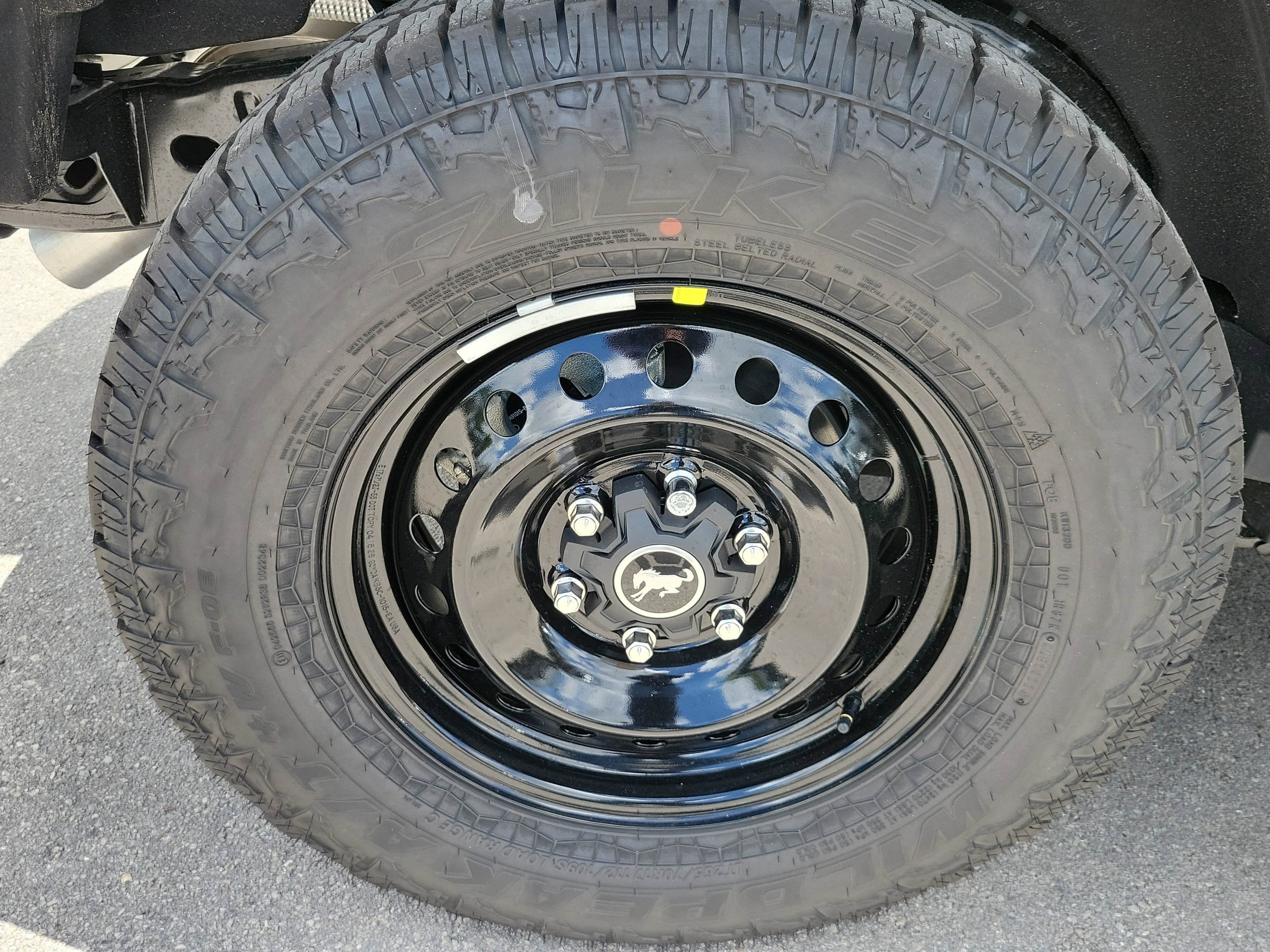 New 2026 Ford Bronco Outer Banks AWD/4WD image 8
