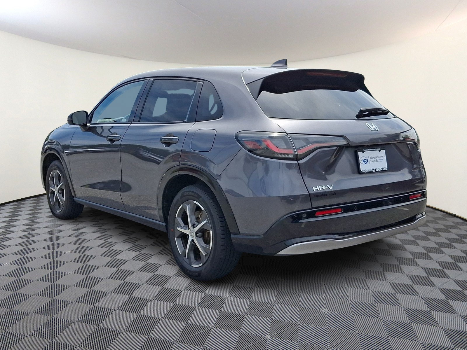 Used 2024 Honda HR-V EX-L image 4