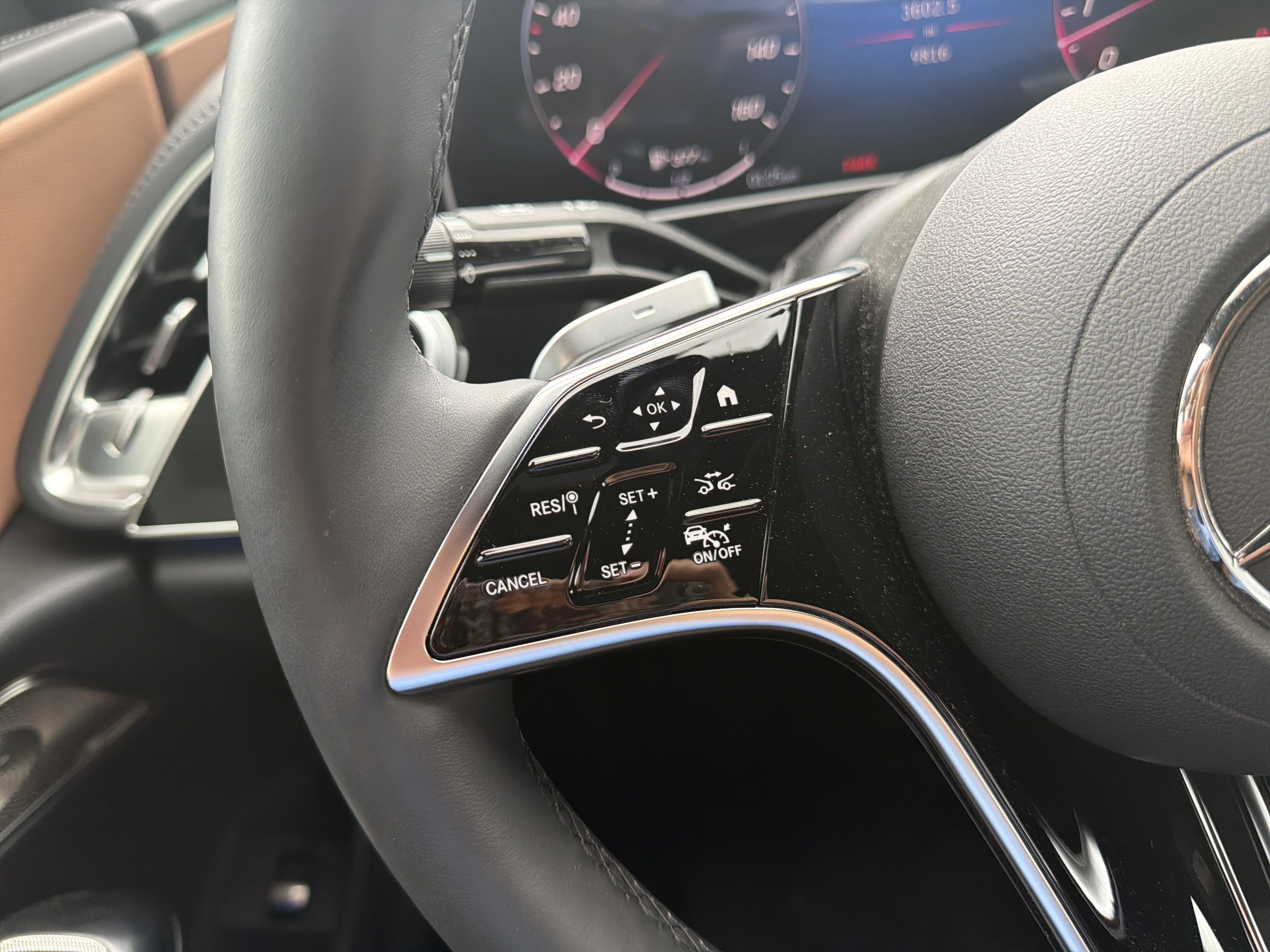 Certified 2024 Mercedes-Benz E 350 4MATIC Sedan image 21
