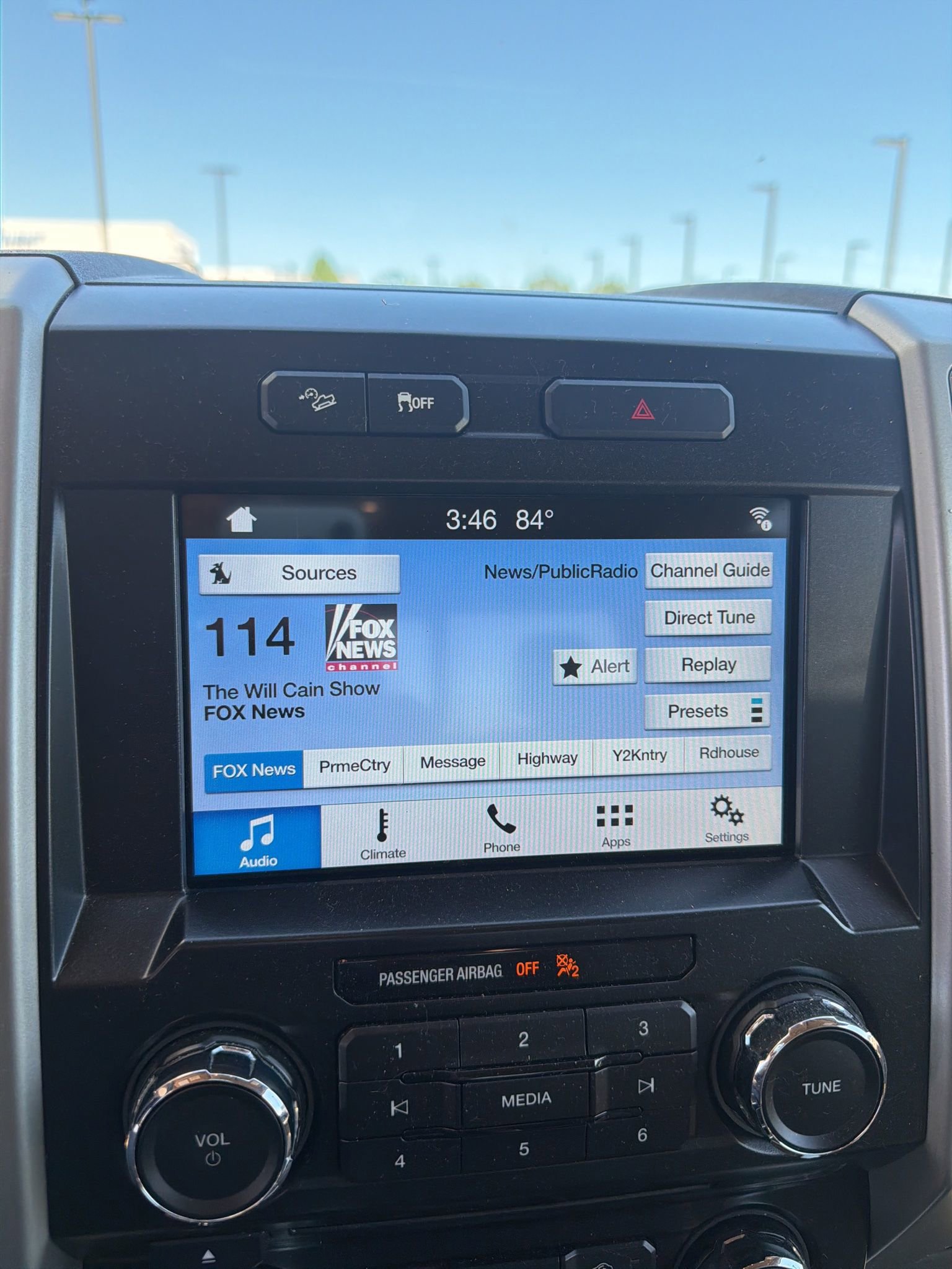 Used 2017 Ford F150 Lariat AWD/4WD image 5
