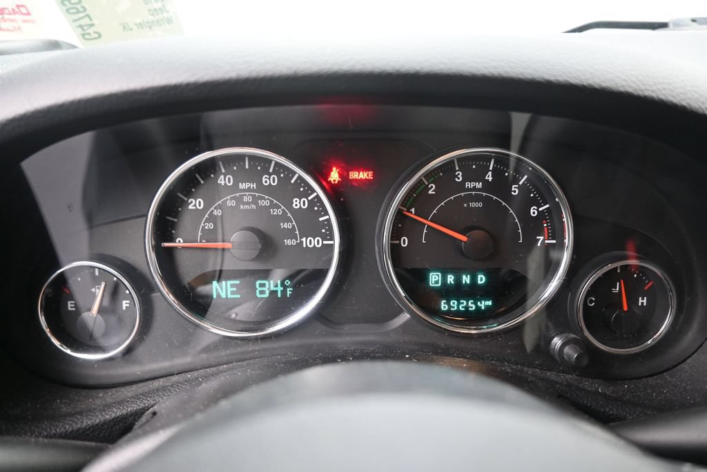 Used 2018 Jeep Wrangler Unlimited Sport S AWD/4WD image 13