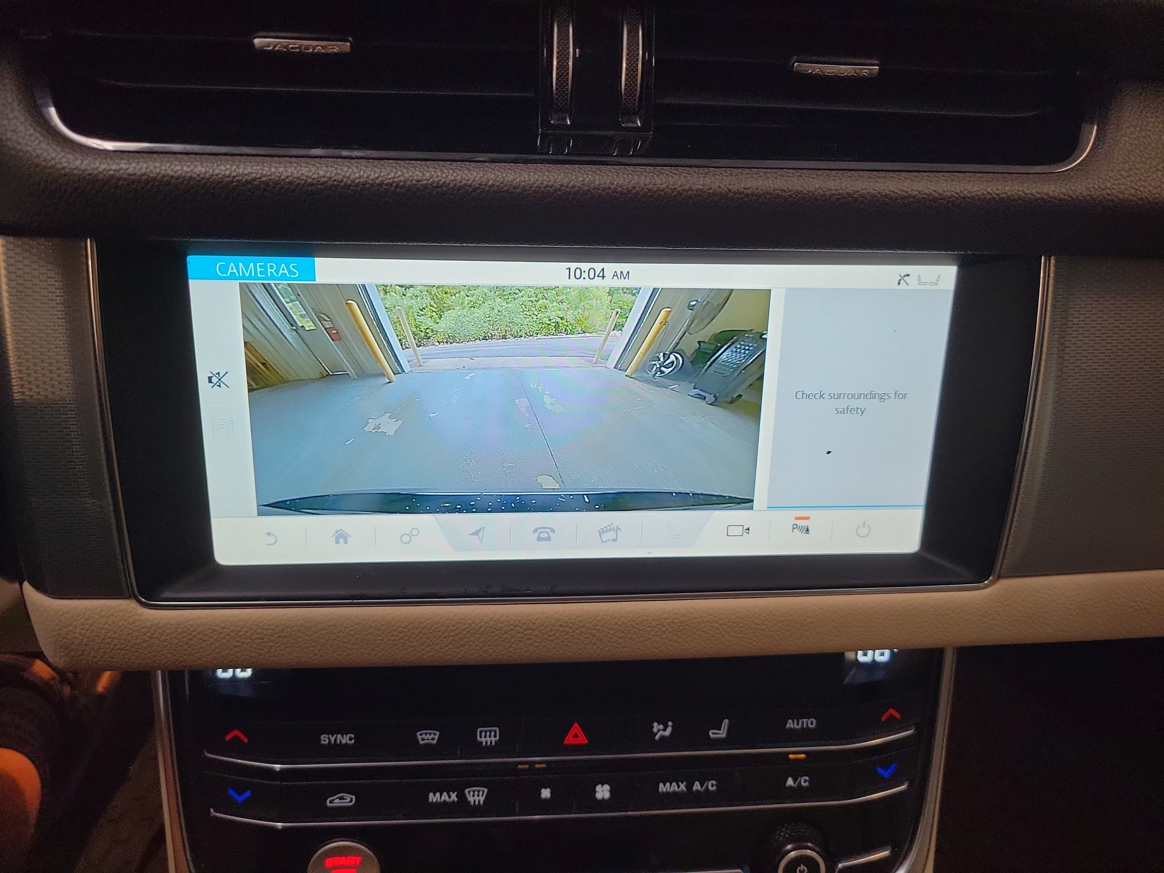 Used 2020 Jaguar XF Premium AWD/4WD image 16