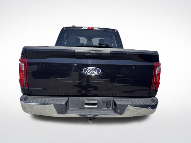 Used 2025 Ford F150 XLT w/ Equipment Group 301A Standard AWD/4WD image 4