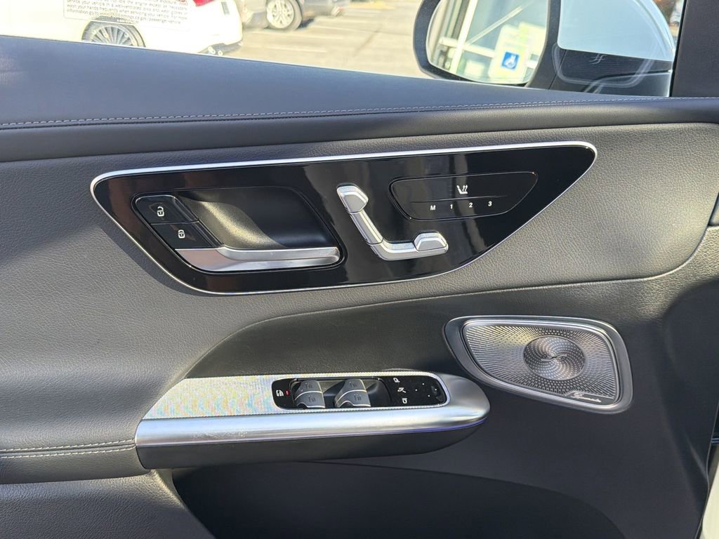 Certified 2025 Mercedes-Benz GLC 350e 4MATIC image 21