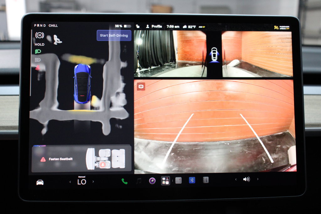 Used 2024 Tesla Model Y 2WD image 15
