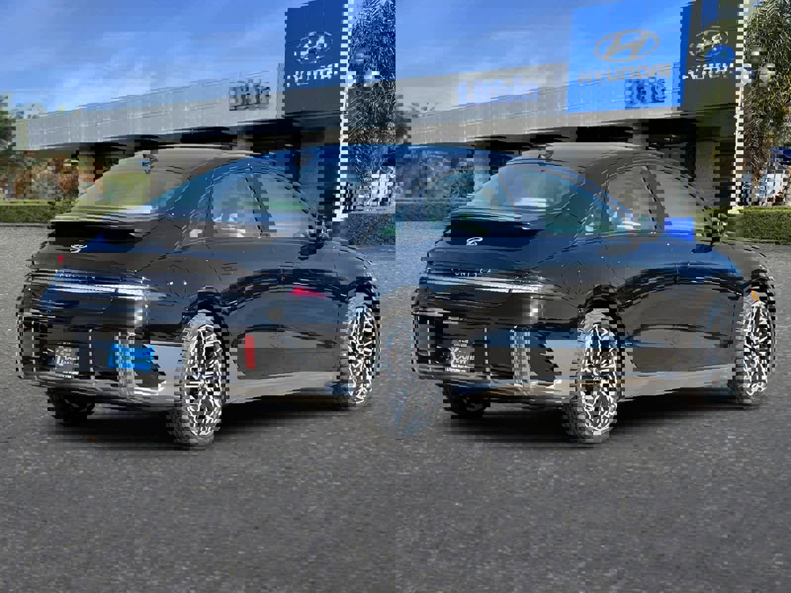 New 2025 Hyundai Ioniq 6 Limited video 2