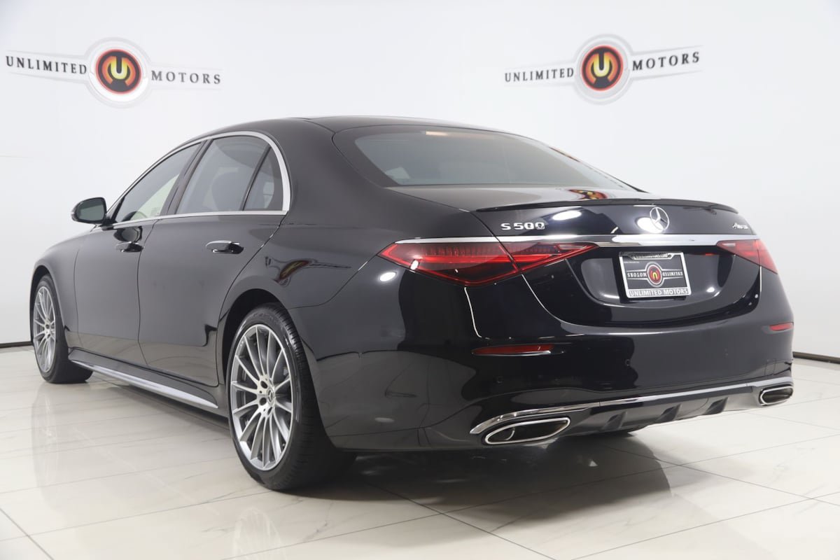 Used 2022 Mercedes-Benz S 500 4MATIC w/ AMG Line Package image 4