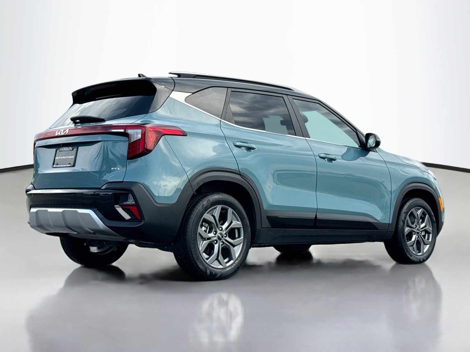 Used 2024 Kia Seltos S AWD/4WD image 7