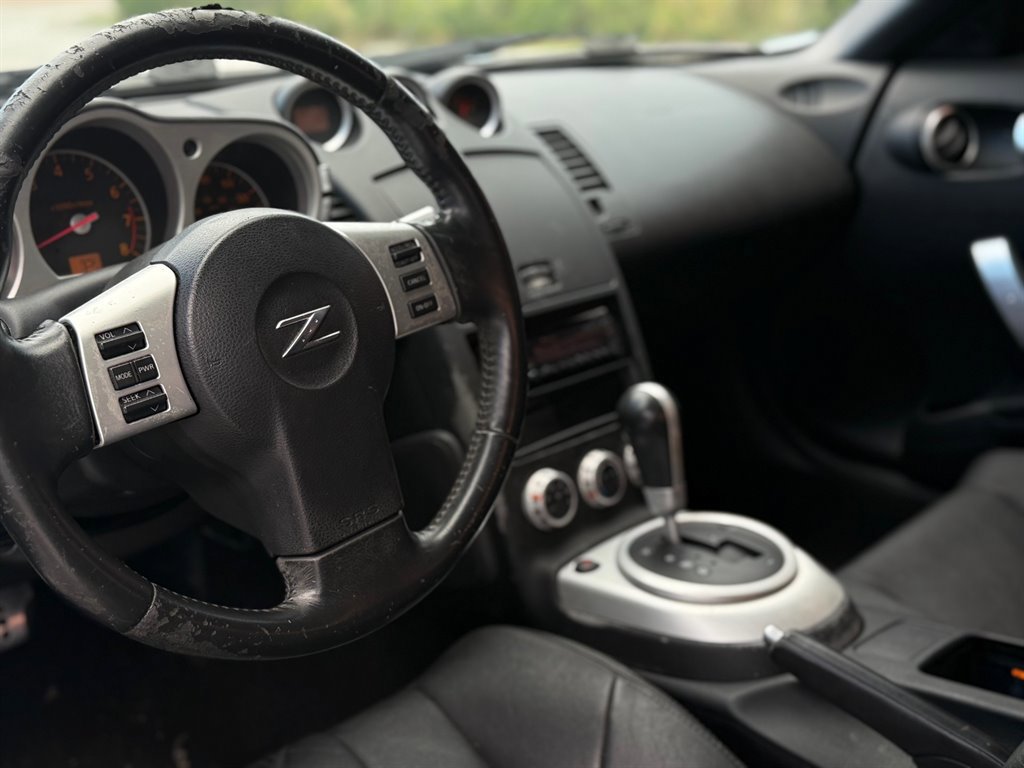 Used 2006 Nissan 350Z Enthusiast w/ (K96) Aerodynamics Pkg image 11