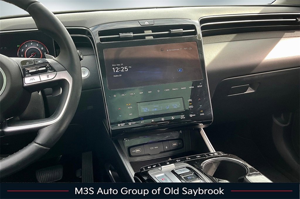 Used 2024 Hyundai Tucson Limited image 9