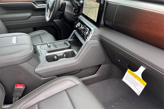 New 2026 GMC Sierra 2500 Denali w/ Denali Reserve Package image 17