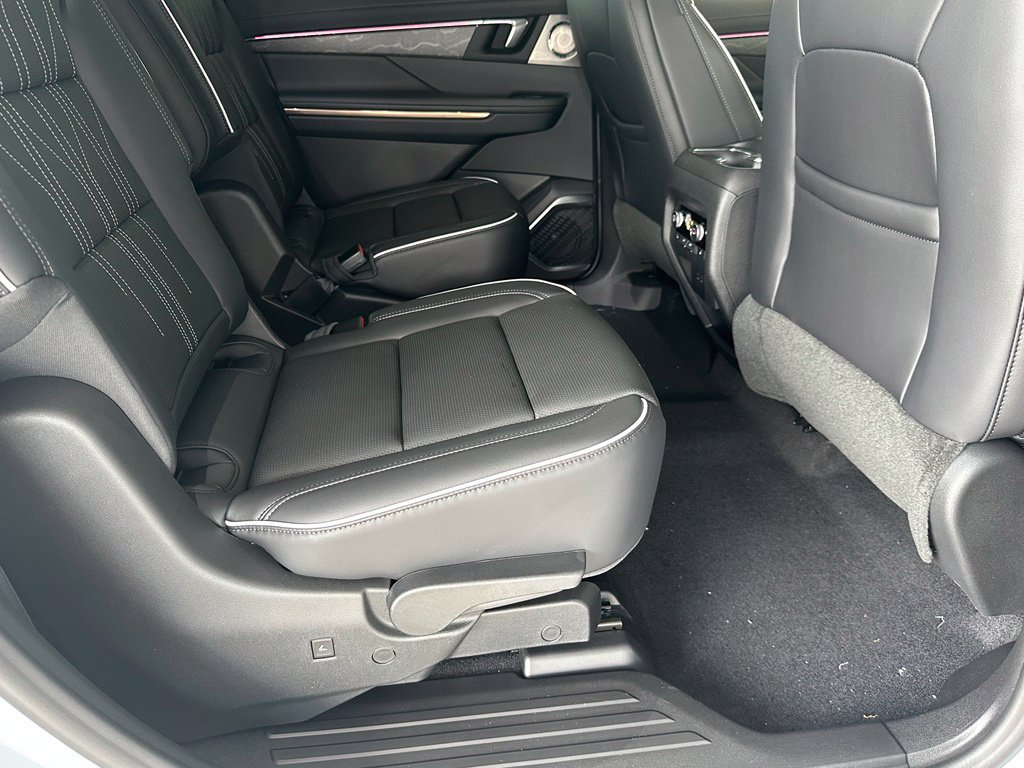New 2026 Buick Enclave Avenir w/ Super Cruise Package FWD image 37