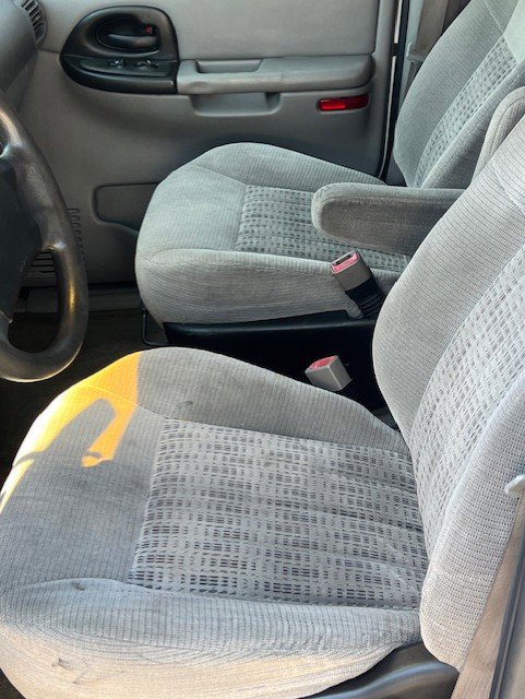 Used 2005 Chevrolet Venture LS w/ Easy Order Package image 23