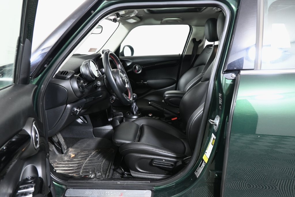 Used 2019 MINI Cooper S FWD image 3