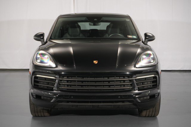 Used 2023 Porsche Cayenne Platinum Edition image 5