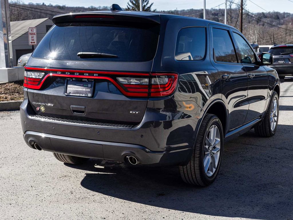 Used 2025 Dodge Durango GT image 4