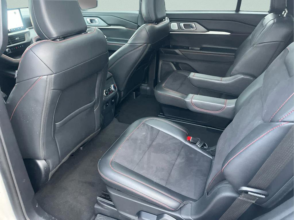 Used 2025 Ford Explorer ST w/ Sun And Sound Package AWD/4WD image 22
