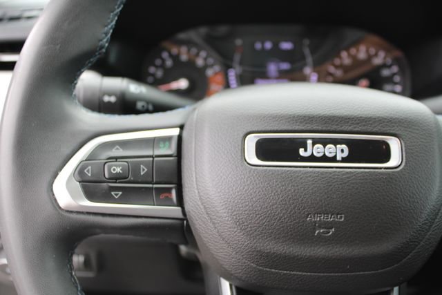 Used 2022 Jeep Compass Latitude image 20