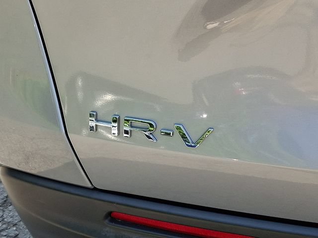 Certified 2023 Honda HR-V LX image 31