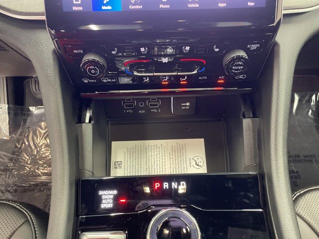 New 2025 Jeep Grand Cherokee L Limited w/ Luxury Tech Group II image 23