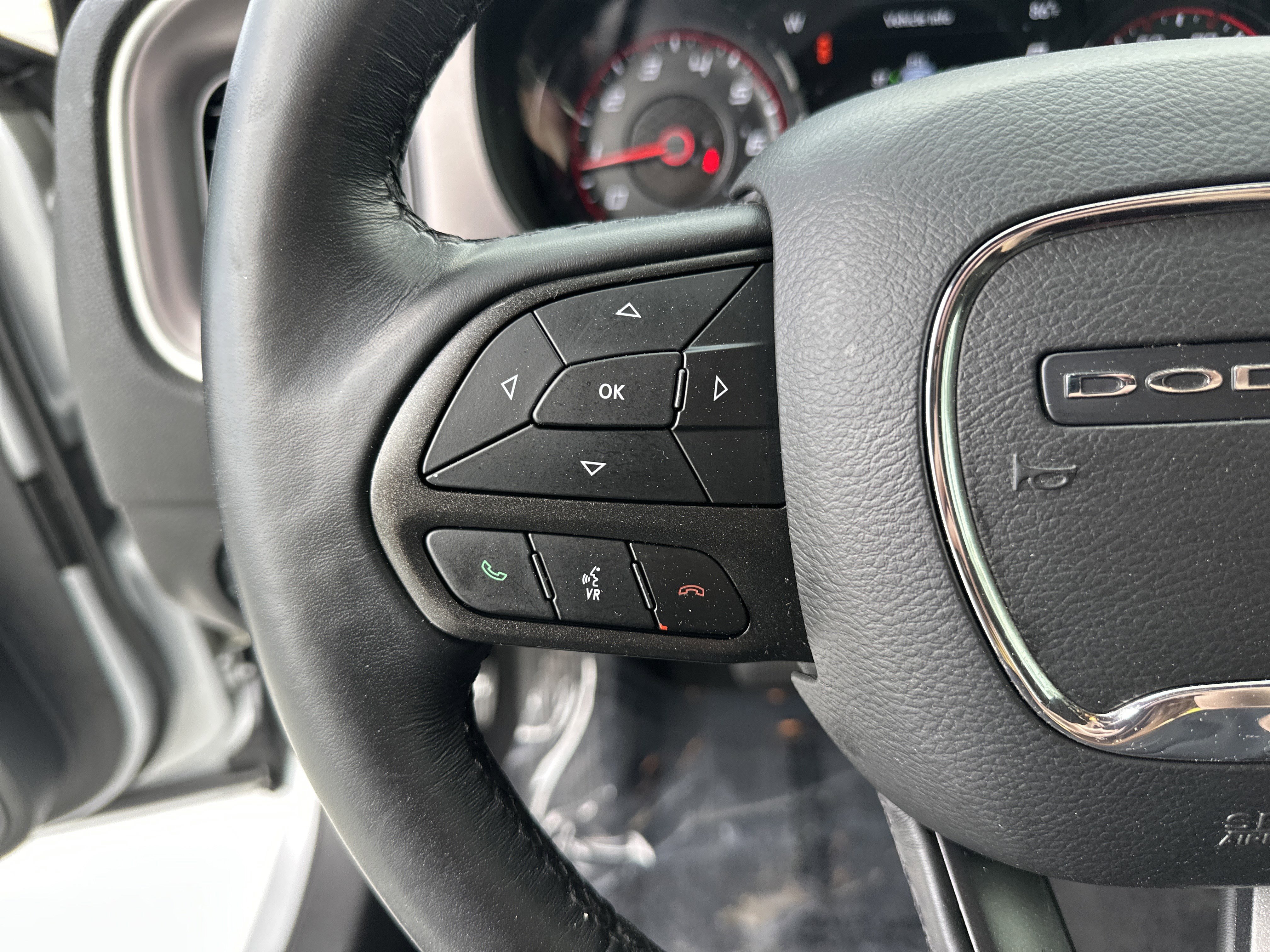 Used 2022 Dodge Charger SXT w/ Blacktop Package image 19