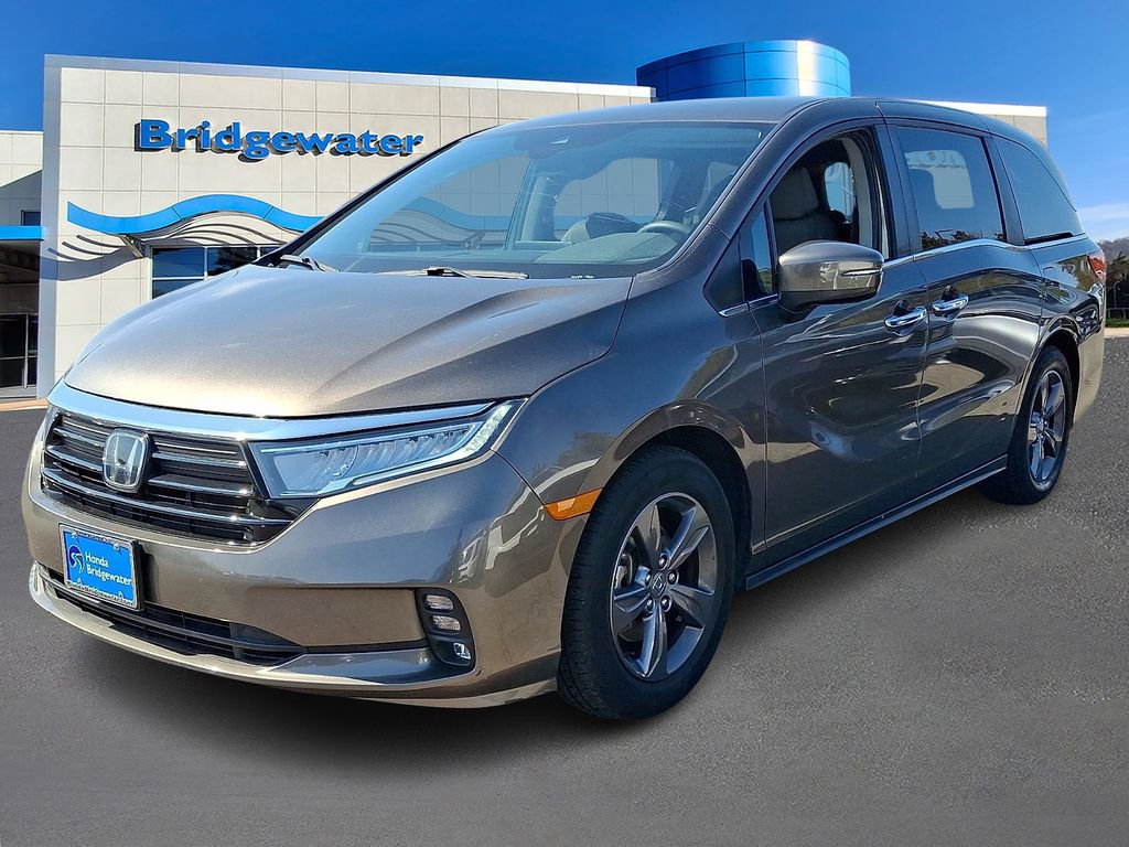 Used 2023 Honda Odyssey EX image 3
