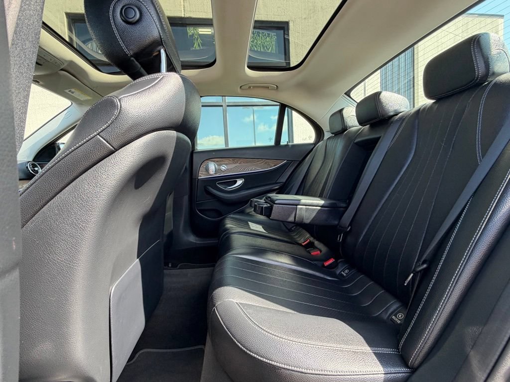 Used 2018 Mercedes-Benz E 300 4MATIC image 21