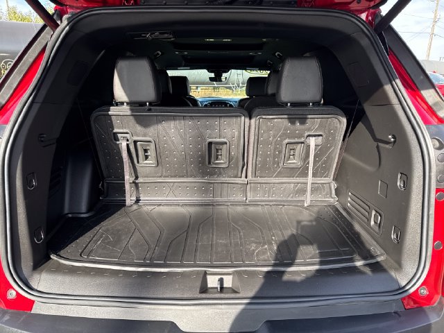 Used 2024 Chevrolet Traverse RS w/ LPO, Floor Liner Package AWD/4WD image 23
