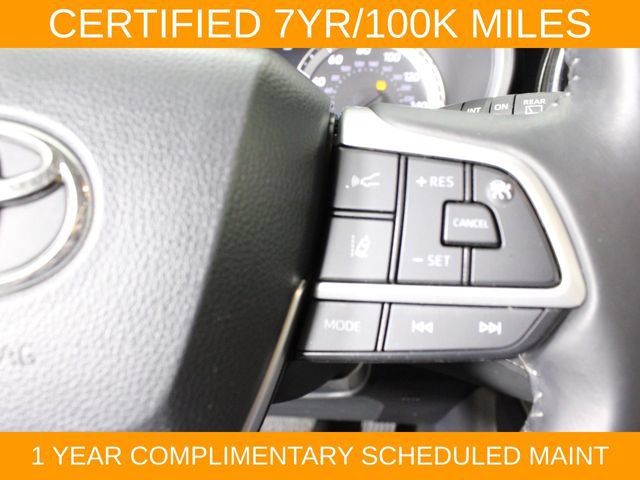 Used 2023 Toyota Highlander XLE AWD/4WD image 22