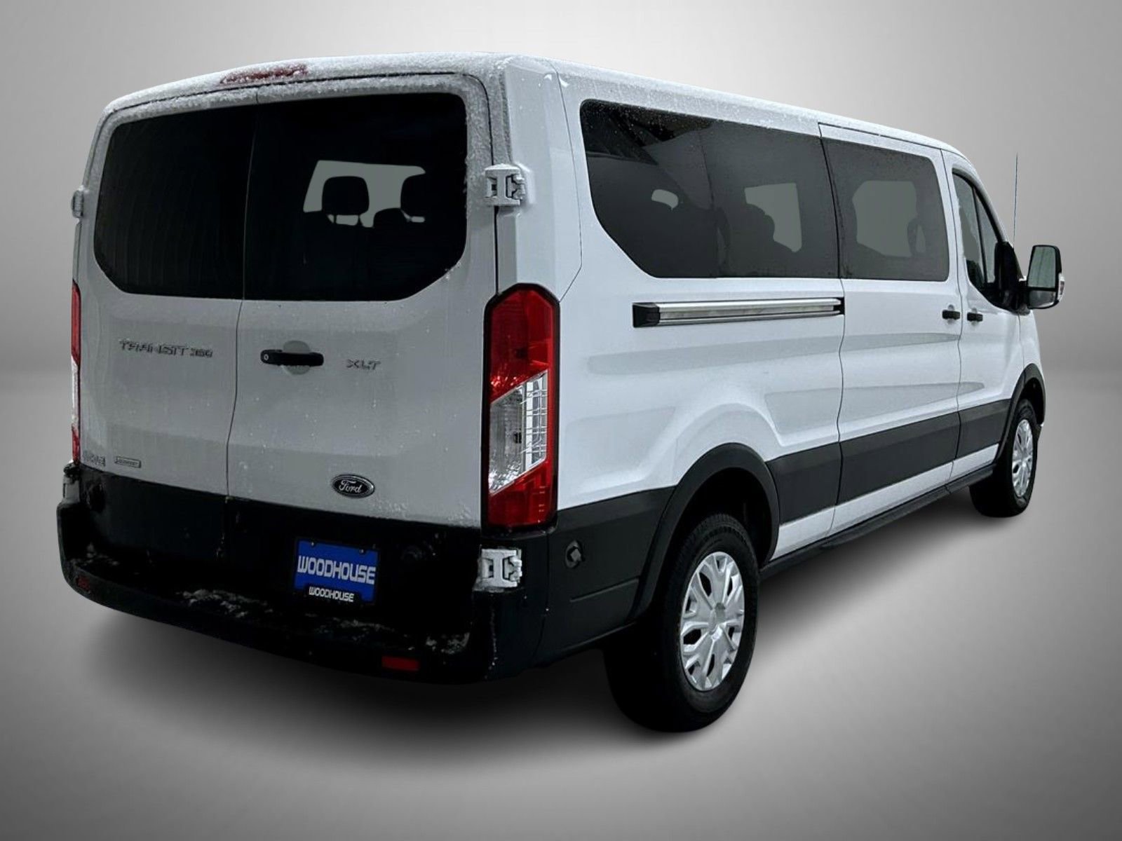 Used 2024 Ford Transit 350 XLT RWD image 5