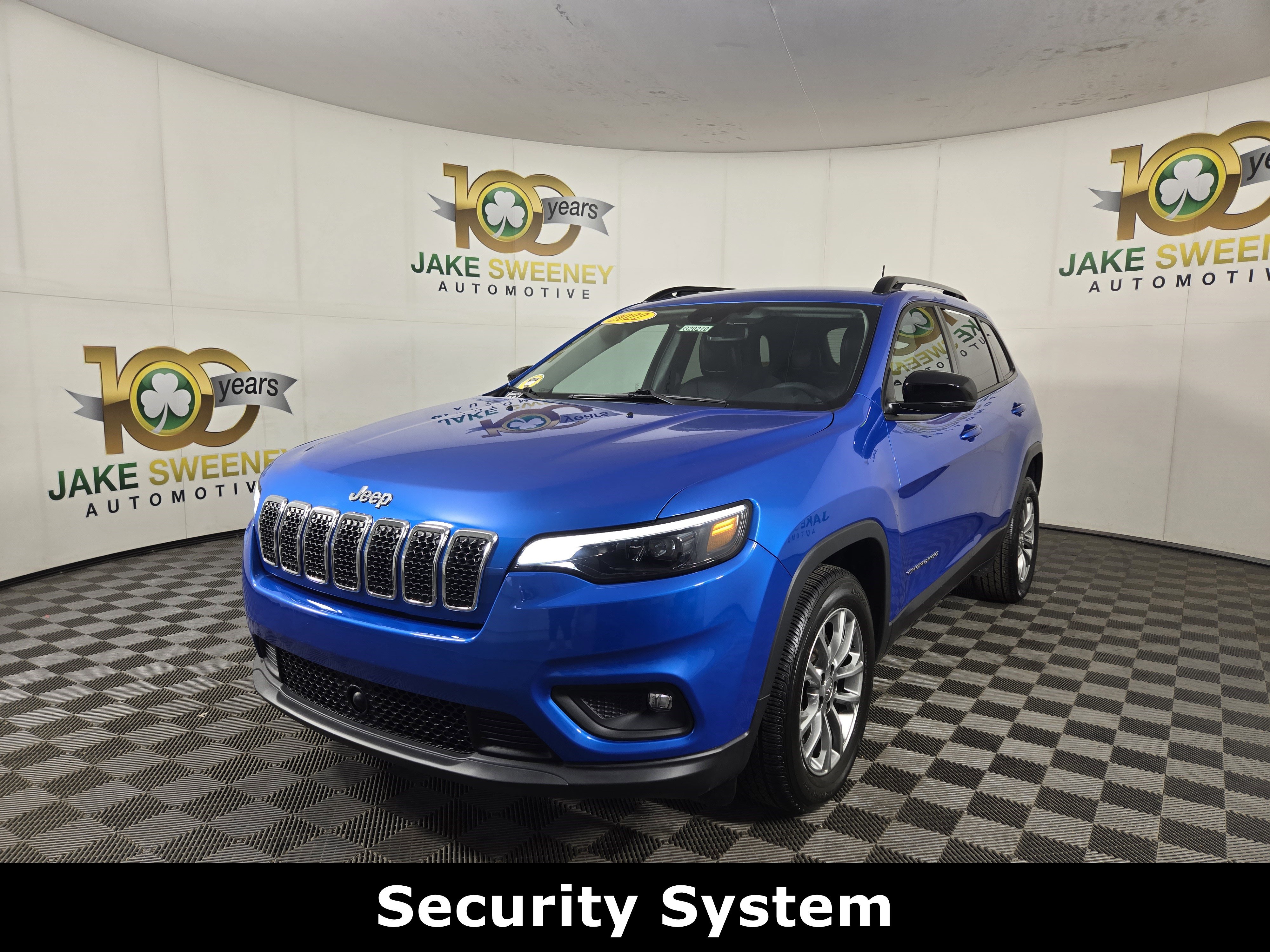 Used 2022 Jeep Cherokee Latitude Lux FWD image 3