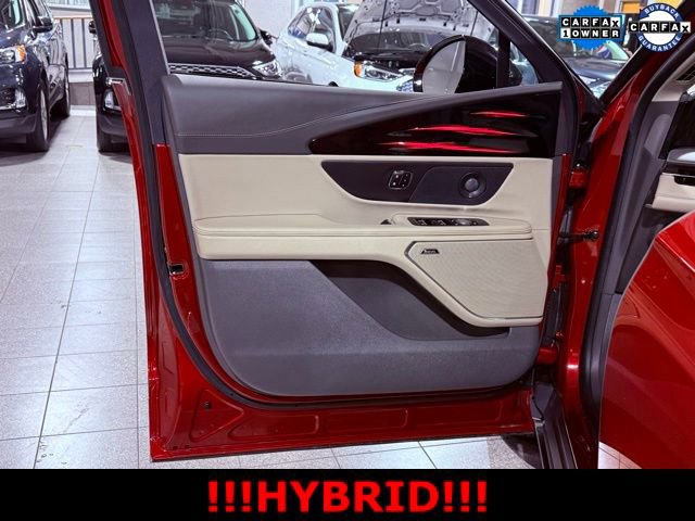 Used 2025 Lincoln Nautilus Premier w/ Equipment Group 102A image 22