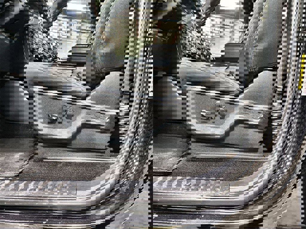 Used 2022 Ford F150 XLT w/ Equipment Group 302A High image 13