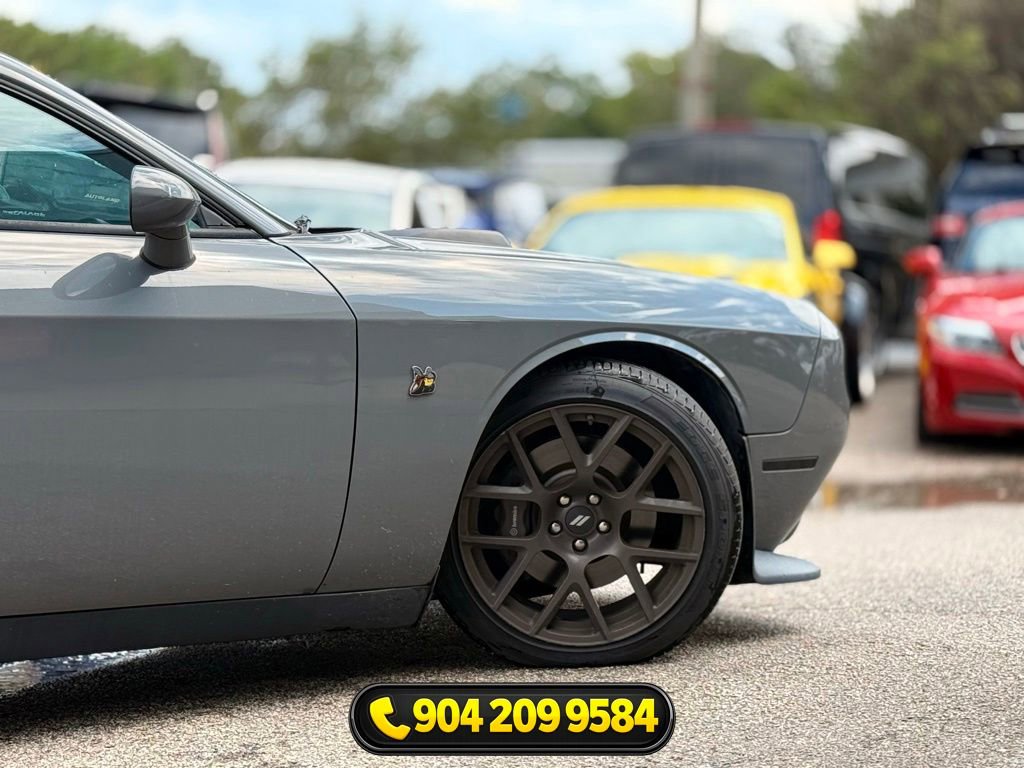 Used 2017 Dodge Challenger R/T Scat Pack RWD image 8