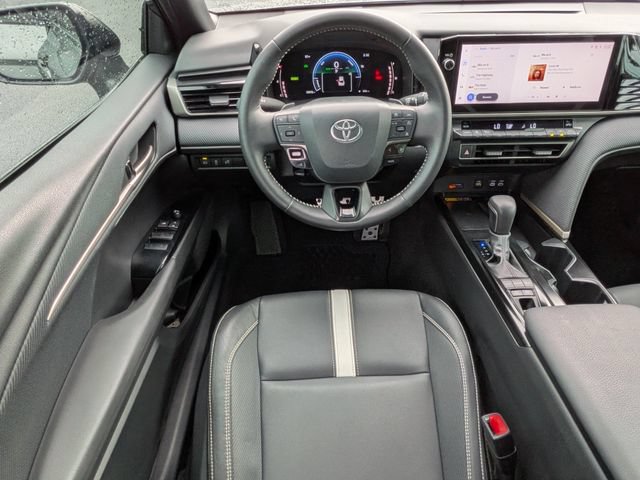 Used 2025 Toyota Camry SE w/ Multimedia Upgrade Package FWD image 14