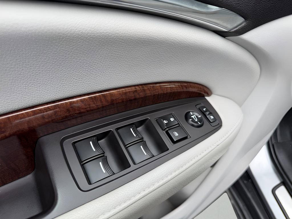 Used 2017 Acura MDX SH-AWD image 23