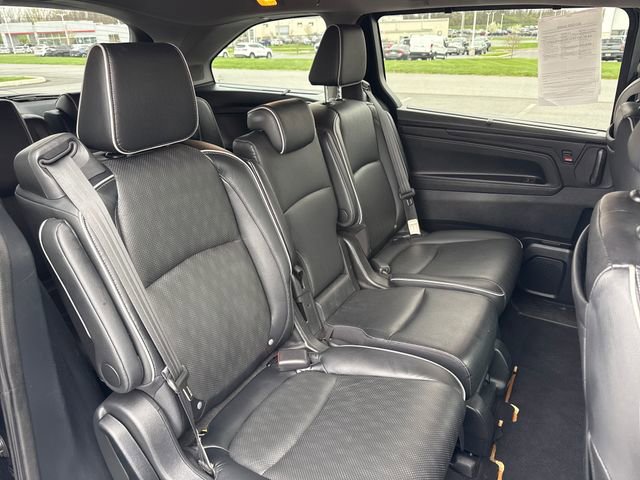 Used 2023 Honda Odyssey Elite image 14