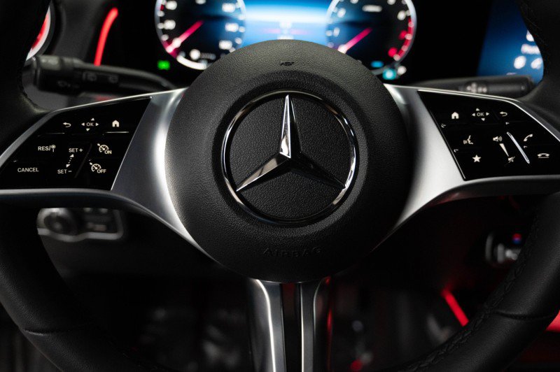 Certified 2026 Mercedes-Benz GLB 250 4MATIC image 23