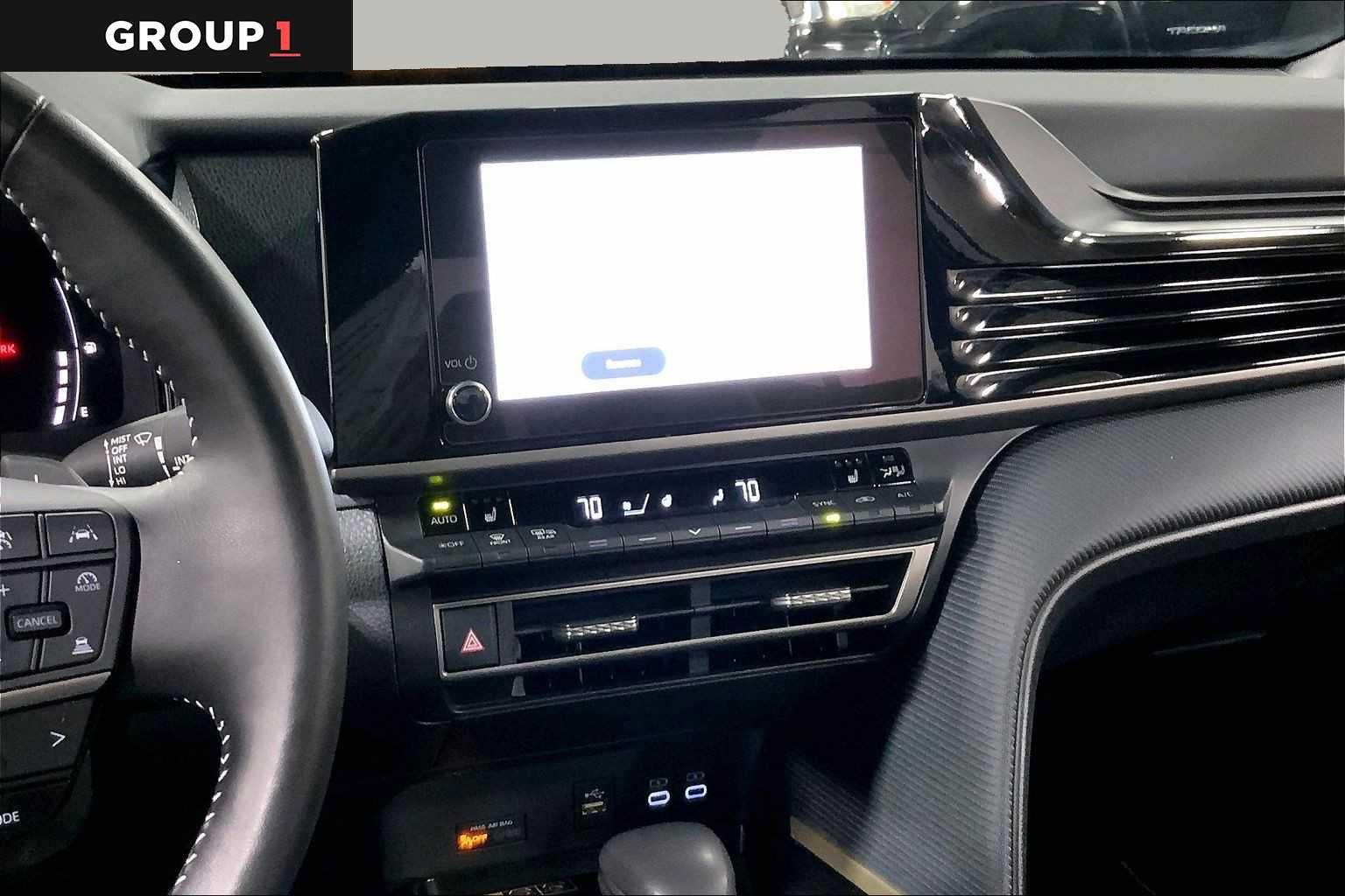 Certified 2025 Toyota Camry SE w/ Convenience Package AWD/4WD image 7