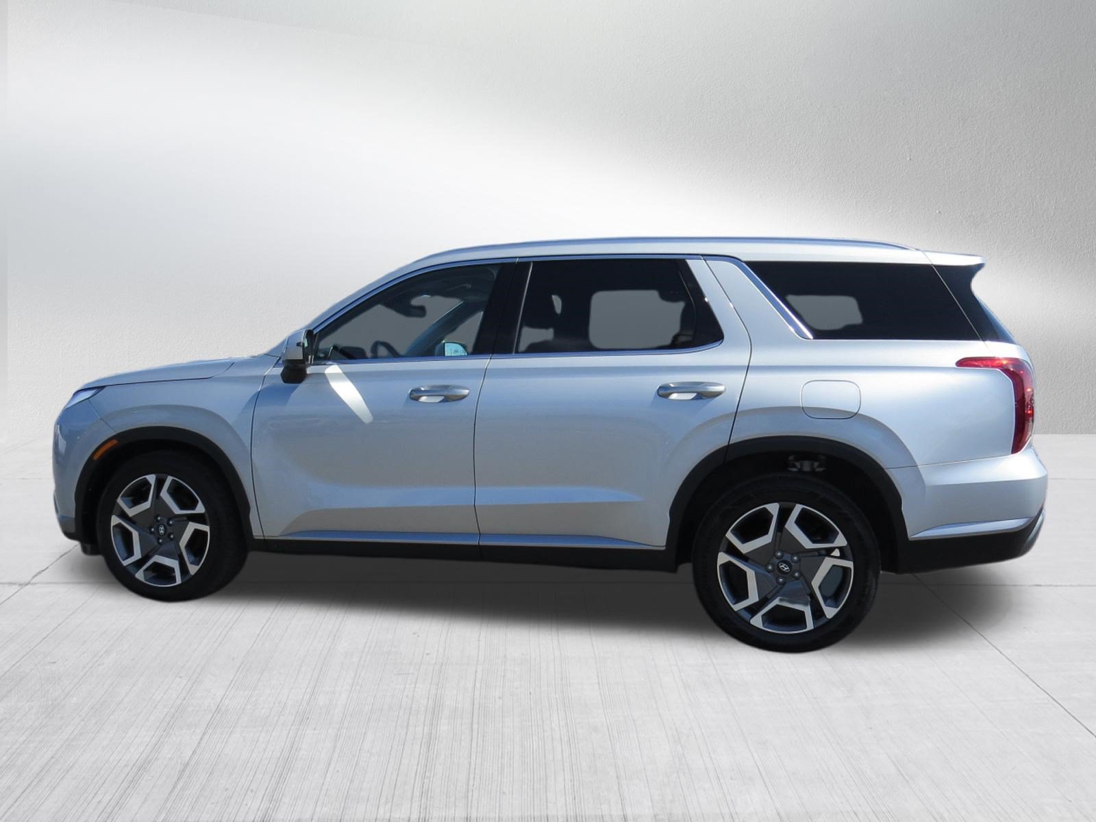 Used 2024 Hyundai Palisade SEL w/ Premium Package AWD/4WD image 6
