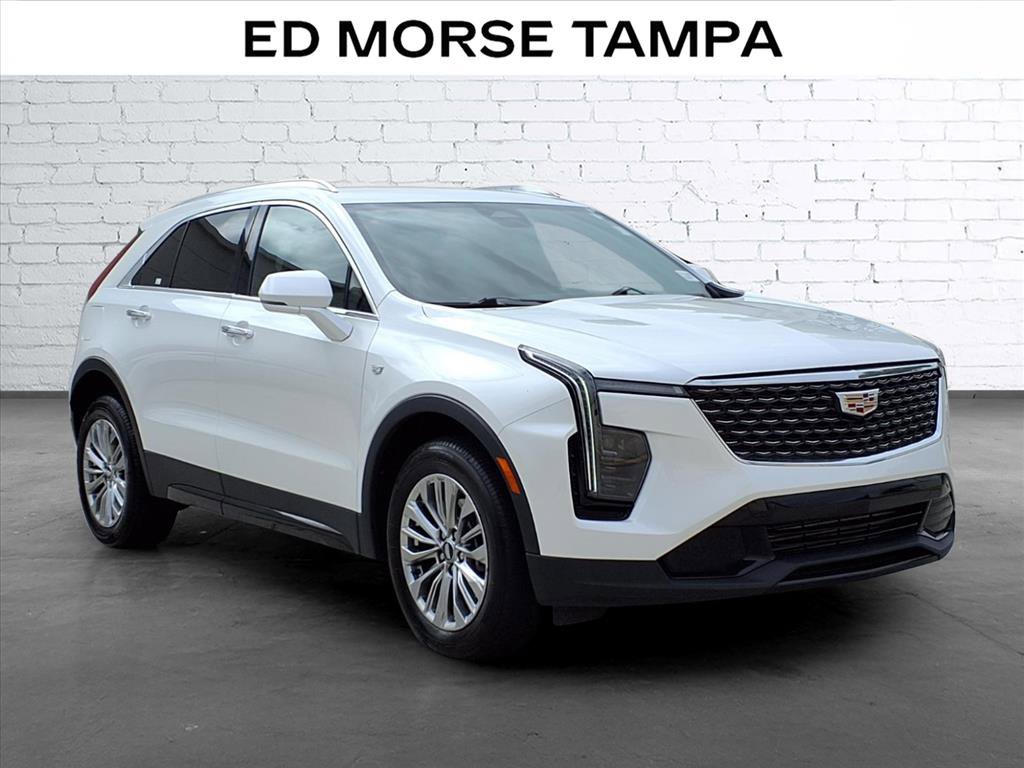 Certified 2024 Cadillac XT4 Premium Luxury AWD/4WD image 5