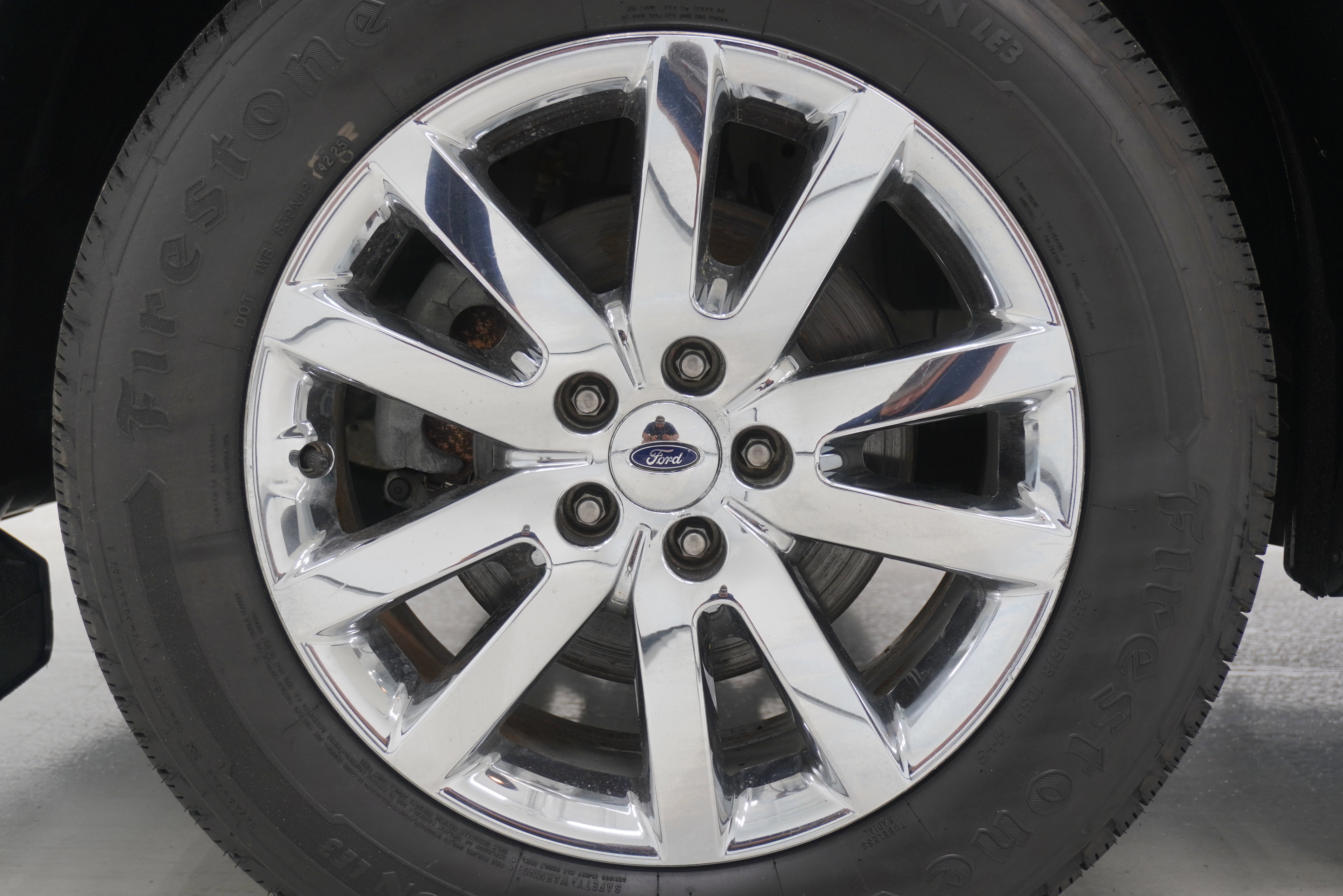 Used 2013 Ford Edge SEL FWD image 24