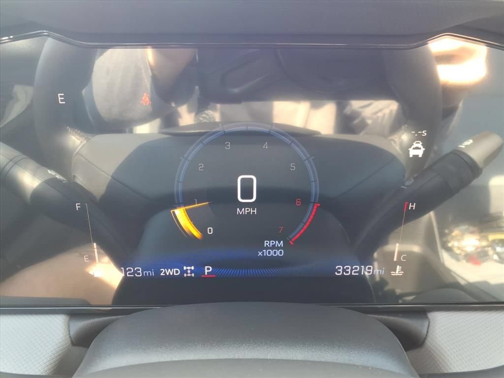 Used 2024 Chevrolet TrailBlazer LT w/ LT Cold Weather Package AWD/4WD image 23