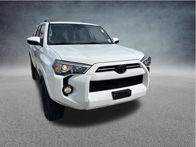 Used 2020 Toyota 4Runner SR5 RWD image 5
