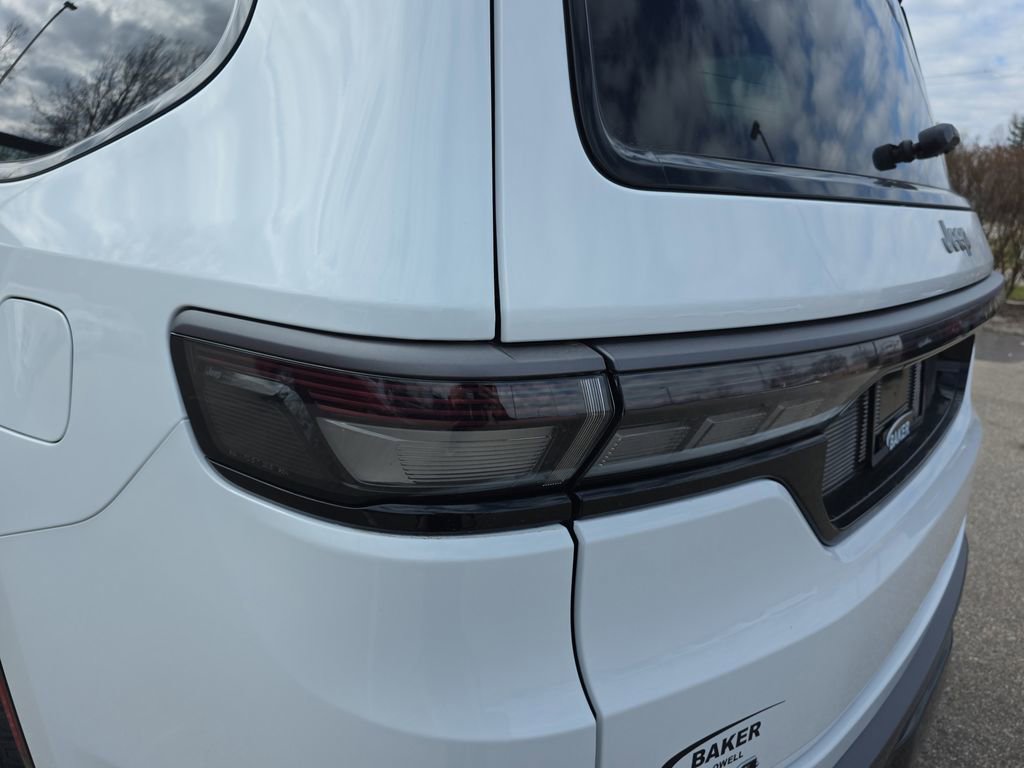 New 2026 Jeep Grand Wagoneer Limited AWD/4WD image 37