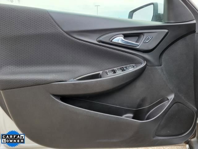 Used 2016 Chevrolet Malibu LT w/ Driver Confidence Package FWD image 14
