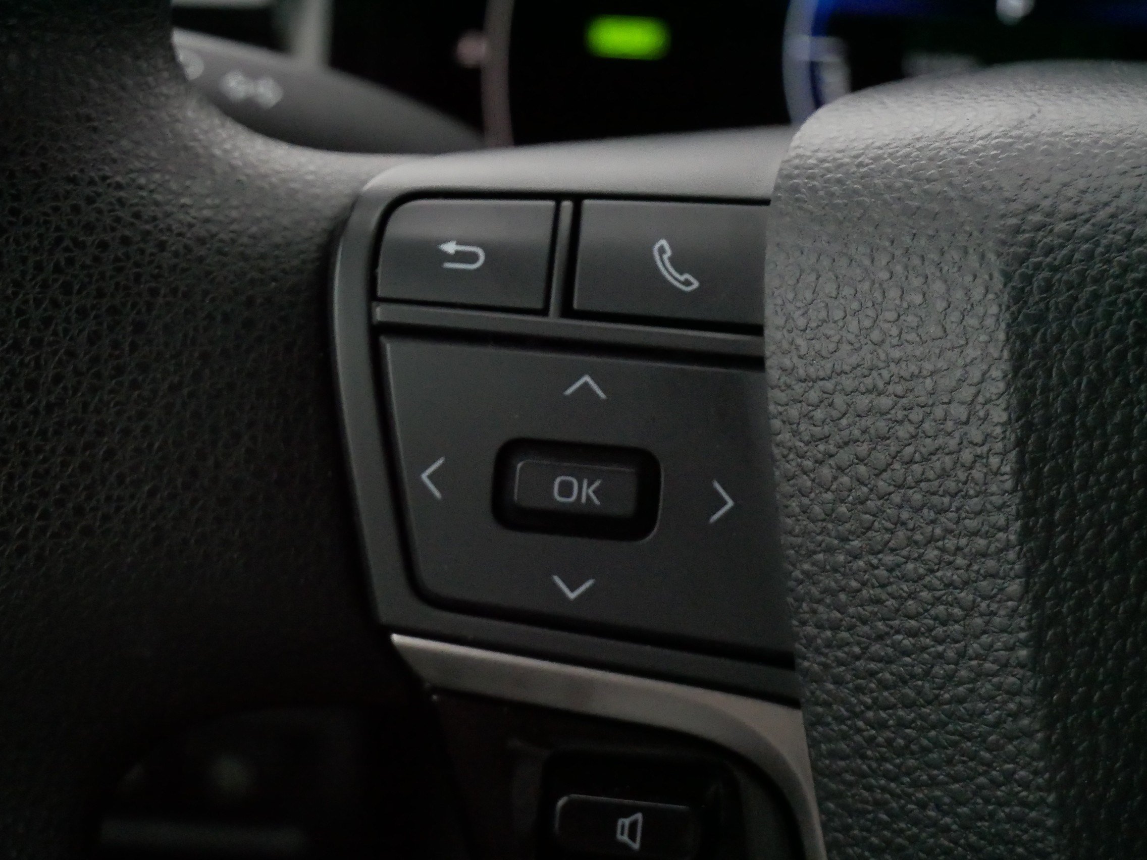 Certified 2025 Toyota Camry LE FWD image 26