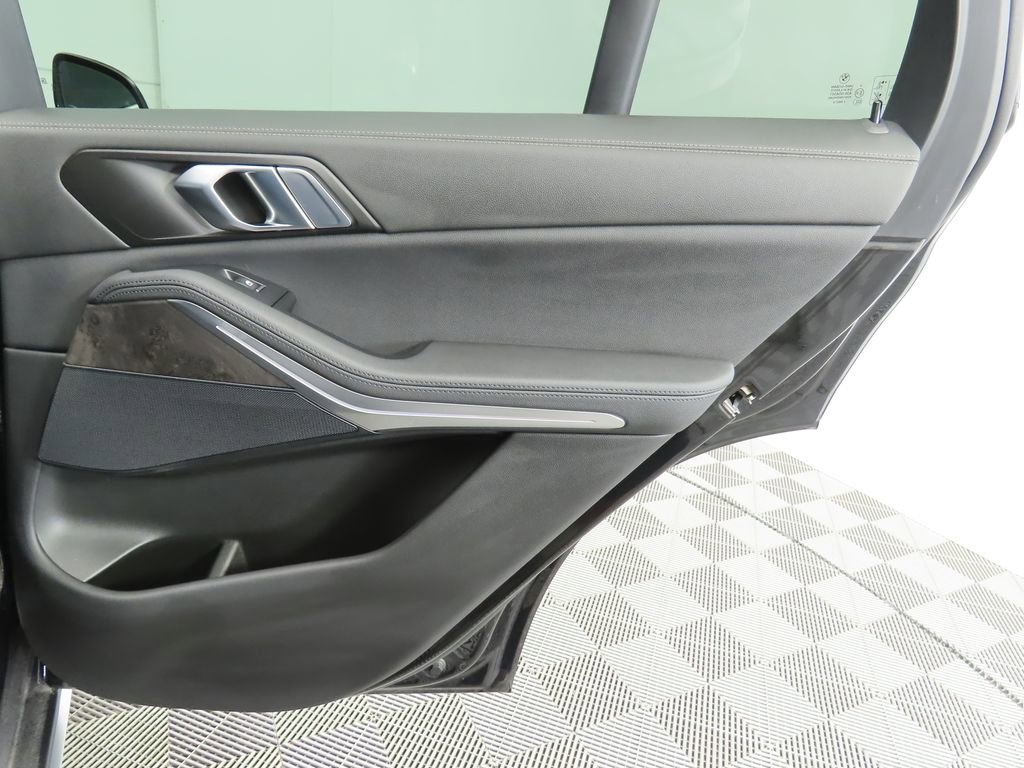 Certified 2022 BMW X5 xDrive40i w/ Premium Package image 27