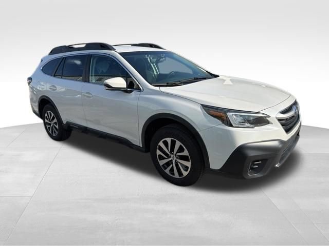 Used 2020 Subaru Outback Premium image 1